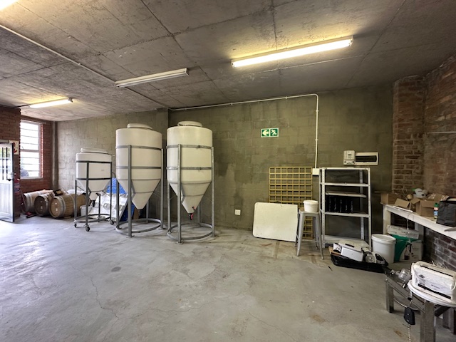 To Let commercial Property for Rent in Maitland Western Cape